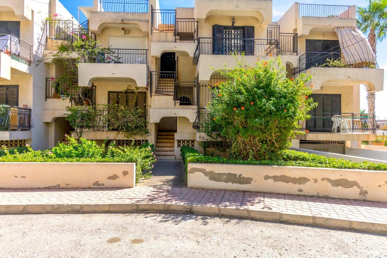 Apartmán He Torre Del Moro Torrevieja Exteriér fotografie